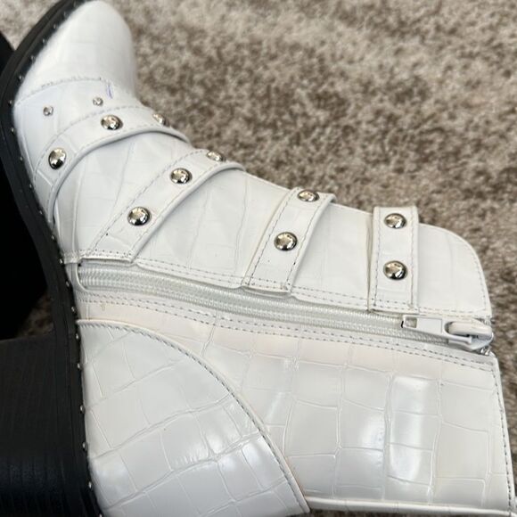 Catherine Melandrano White Leather Heeled Boots 6.5 - Picture 7 of 9